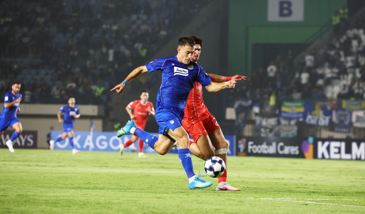 Penalti Peralta Bawa Persib Ungguli Cong Viettel Di Babak Pertama