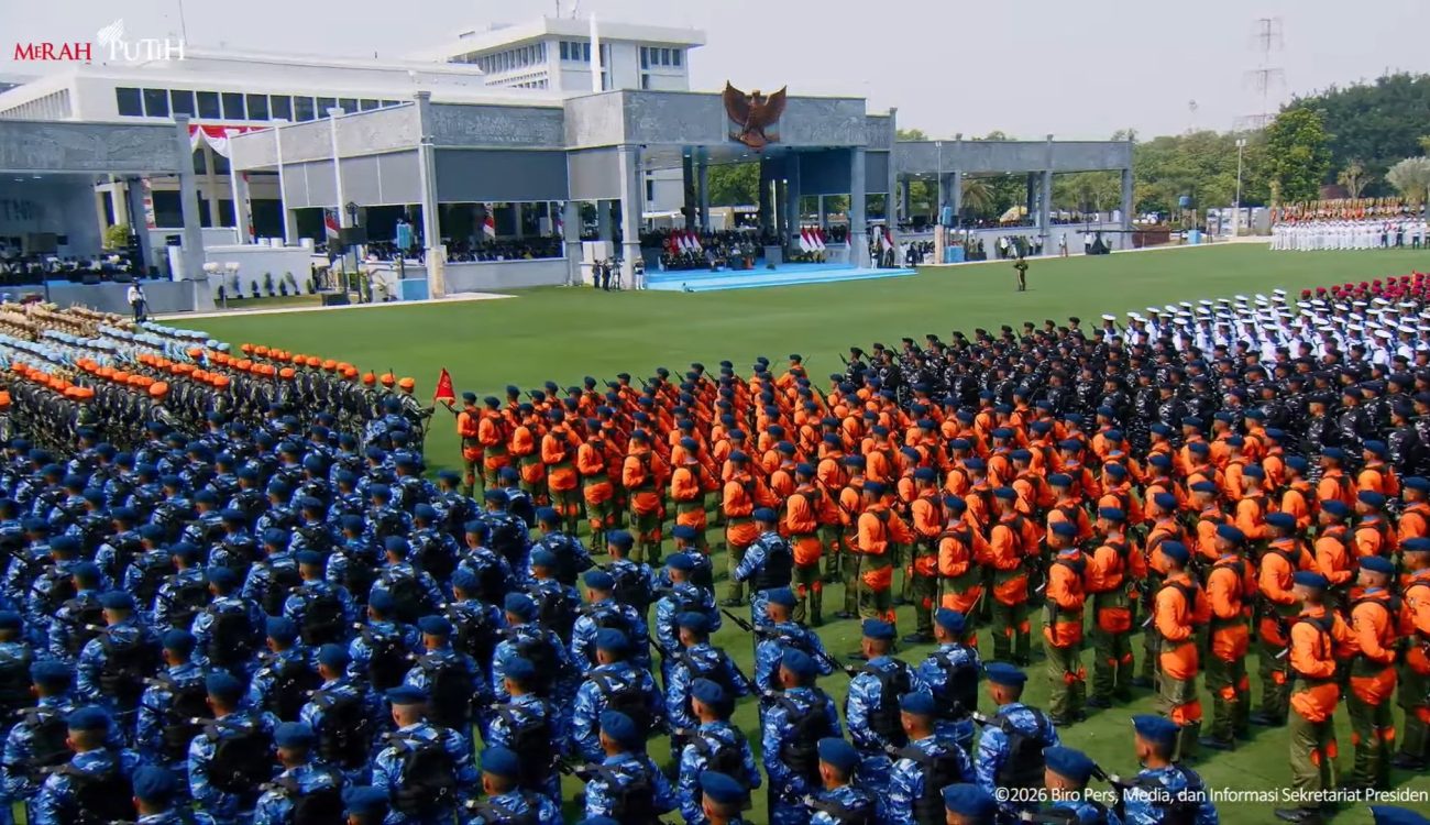 : Peringatan HUT ke-81 TNI yang berlangsung di Lapangan Prima Mabes TNI, Cilangkap, Jakarta Timur, Senin (5/10/2026). (Foto: Hasil Tangkapan Layar YouTube Sekretariat Negara)
