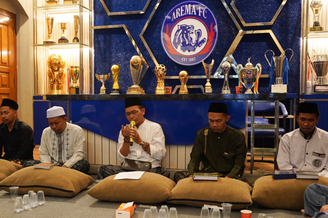 Peringati 4 Tahun Tragedi Kanjuruhan, Manajemen Arema FC Gelar Khataman Al-Qur'an dan Doa Bersama di Kandang Singa
