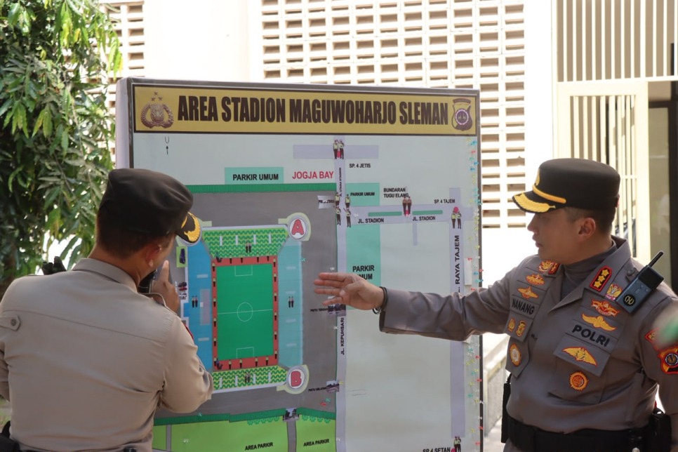 Polda DIY Kerahkan Personel Gabungan Amankan Laga PSS Sleman vs PSM Makassar