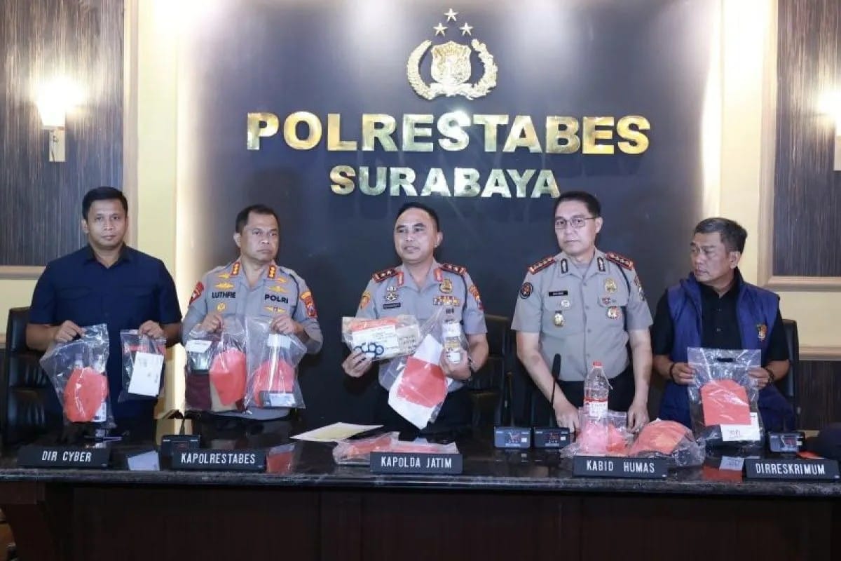 Polda Jatim Amankan 11 Orang Diduga Pemicu Kericuhan di Surabaya
