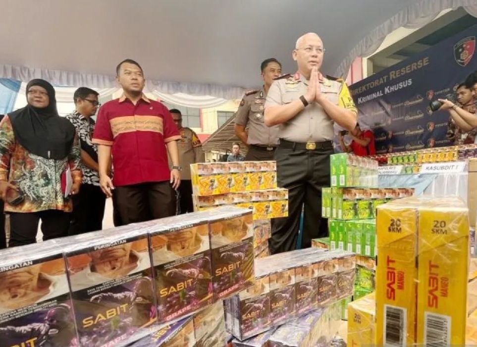 Polda Kalsel Ungkap Penyelundupan Satu Juta Batang Rokok Ilegal, Perkuat Pengawasan Cukai di Kalimantan Selatan