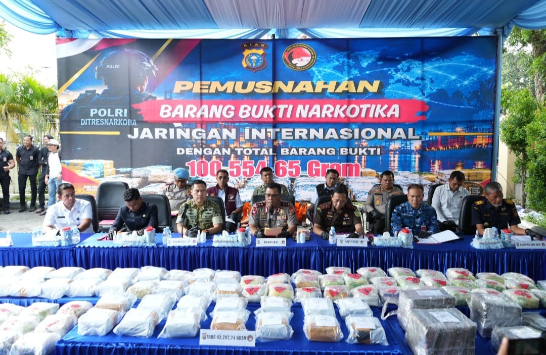 Polda Riau Musnahkan Narkotika Senilai Rp149,73 Miliar, Tegaskan Perang terhadap Narkoba