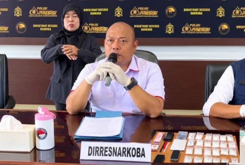 Polda Sultra Ungkap Tiga Kasus Narkoba, Enam Tersangka Ditangkap dengan Barang Bukti 2,3 Kg Sabu