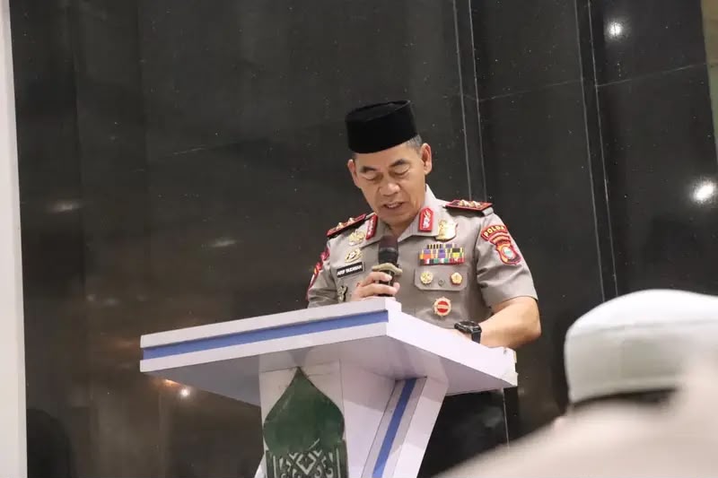 Polisi Bersama Masyarakat, Kapolda Malut Perkuat Silaturahmi Lewat Subuh Keliling