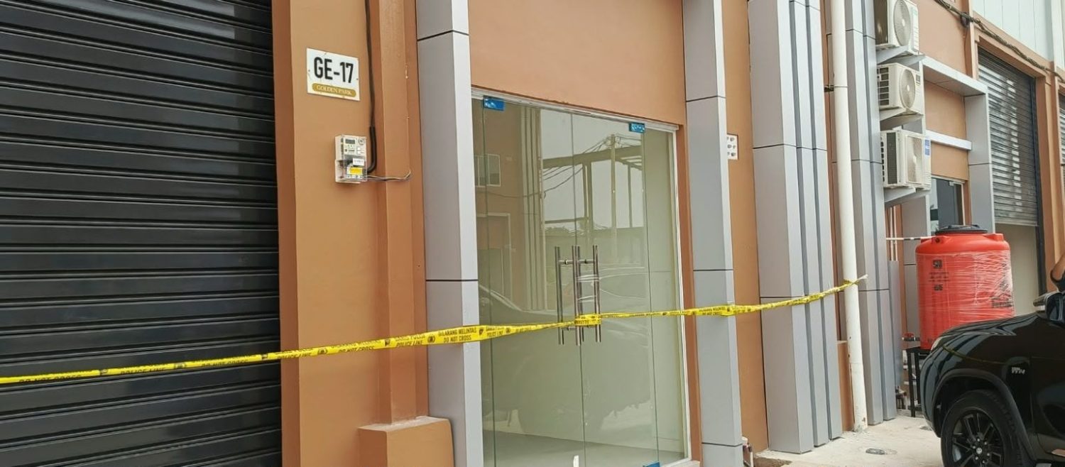 Polisi Bongkar Gudang Miras di Batam, Asal-usul Ribuan Botol Masih Ditelusuri