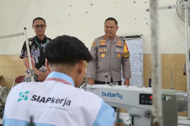 Polri Bantu Warga Pemalang Tingkatkan Keterampilan Lewat Pelatihan Kerja Gratis