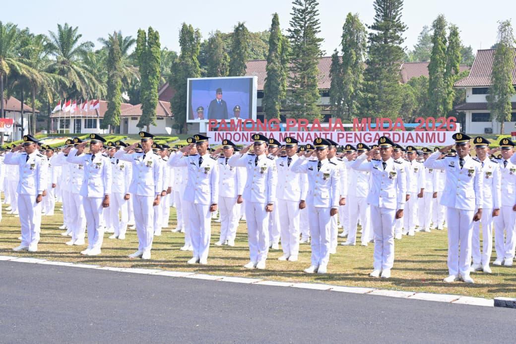 : Upacara Pelantikan Pamong Praja Muda Angkatan XXXIII IPDN Tahun 2026 di Lapangan Parade IPDN Kampus Jatinangor, Kabupaten Sumedang, Provinsi Jawa Barat, pada pada Rabu (29/07/2026). BPMI Setpres