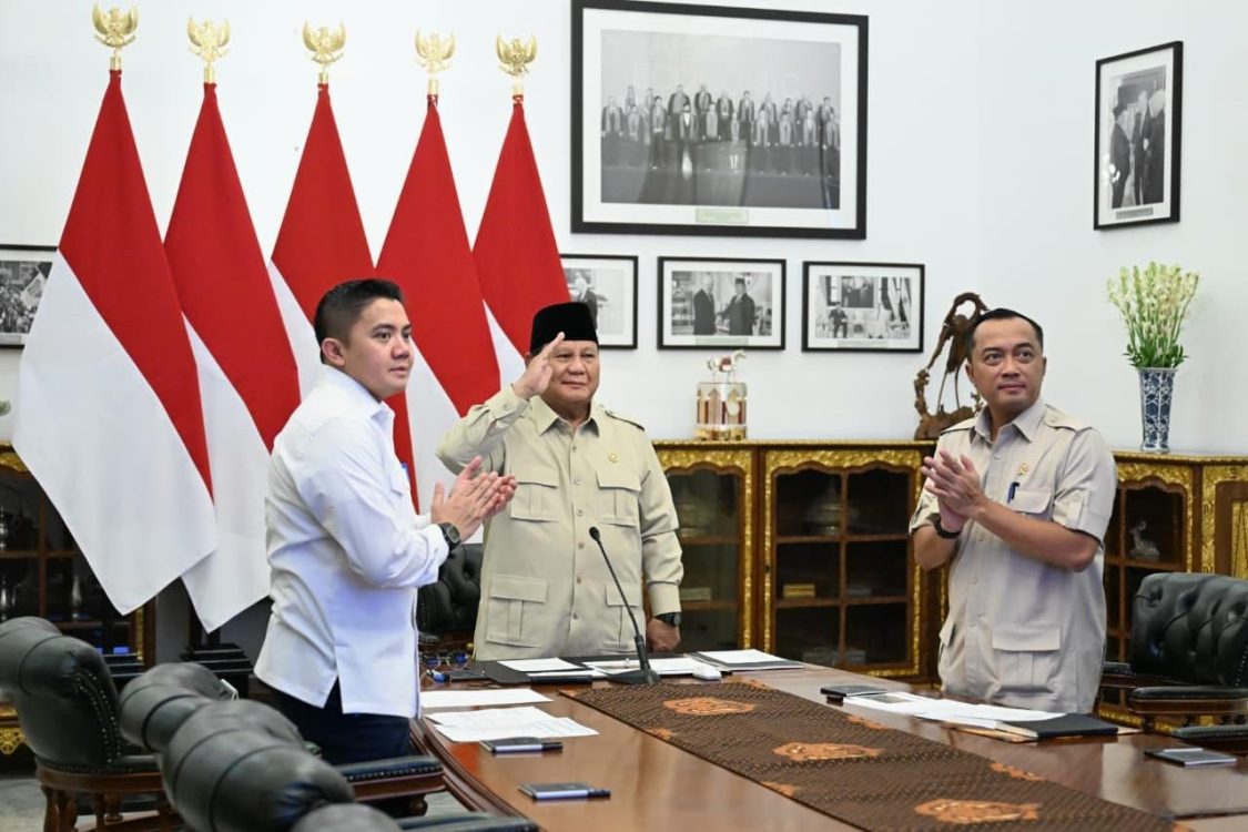 : Presiden Prabowo Subianto meresmikan 3.395 jembatan serta 3.000 sumber air bersih secara virtual pada Kamis (13/8/2026). (BPMI Setpres)