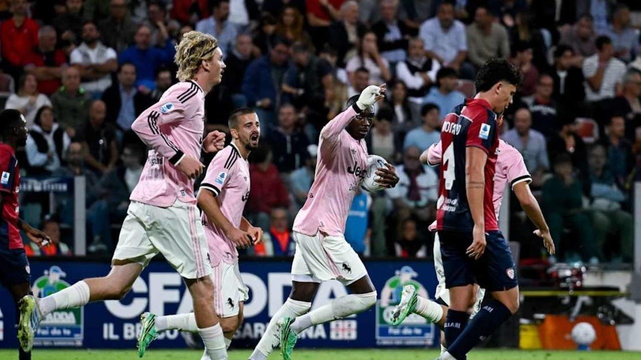 Randal Kolo Muani Selamatkan Juventus dari Kekalahan Cagliari 1-1