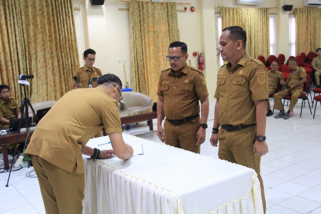 Rombak Birokrasi, Pemkab Parigi Moutong Rotasi 18 Pejabat Tinggi Pratama