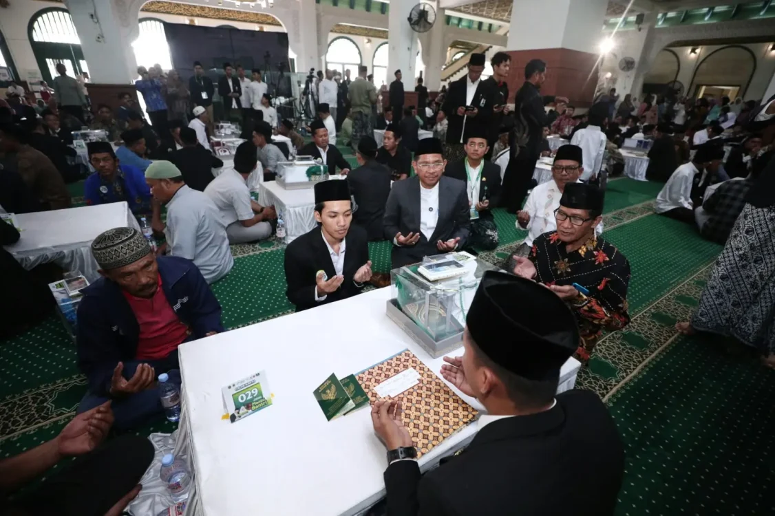 Sambut Hari Santri, Puluhan Pasangan Ikuti Nikah Massal Kemenag di Semarang