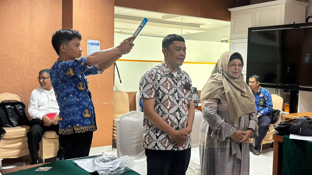 : Layanan melalui Sidang Pengadilan Keliling (Sidarling) kembali digelar di Ruang Media Center Balai Kota Banda Aceh, Kamis (1/10/2026).