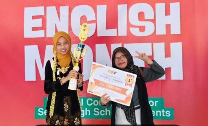 : Wulan Nuri Gavrielia, siswi Kelas XI IPA 2 Madrasah Aliyah (MA) At-Taufiqiyah Bluto.