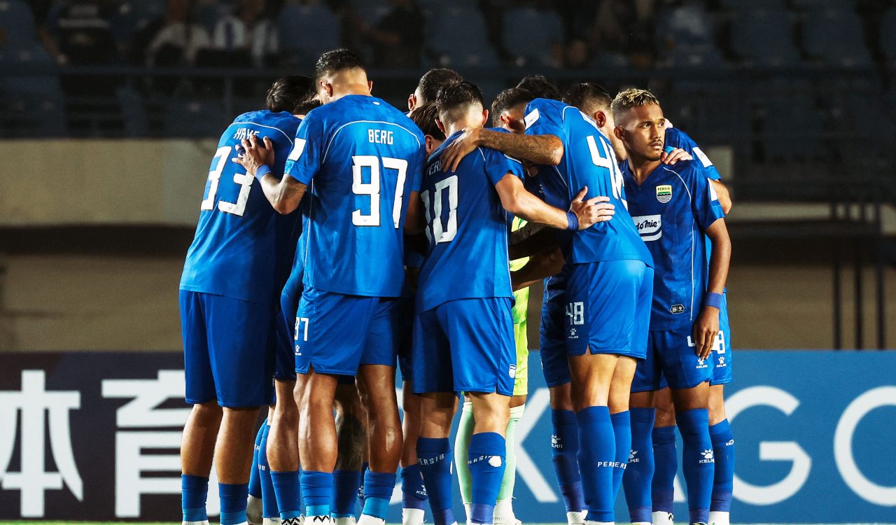 Tolic Puji Kekompakan Pemain Usai Persib Kalahkan Cong Viettel