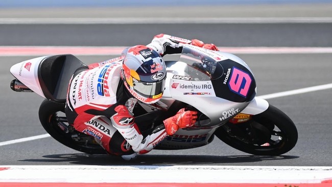 Veda Ega Finis Keemnam di Permina Moto3 Mandalika 2026
