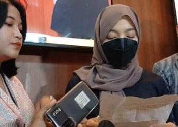 Profil dan Biodata Oklin Fia Lengkap