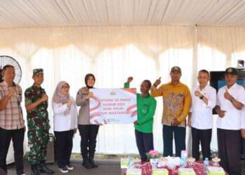 Polres Bantul turut menyerahkan 20 paket sumur bor kepada kelompok tani di 10 kapanewon wilayah Kabupaten Bantul